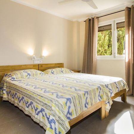 Apartamentos Ponent Mar Cala Ratjada  Bagian luar foto